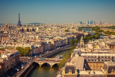 Paríž aj pre rodiny