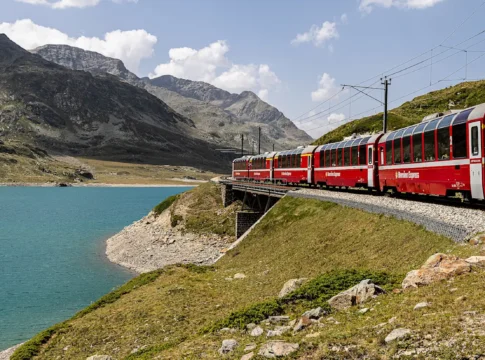 Novinka na kolejích UNESCO: Bernina Express představil luxusní Pullman Class